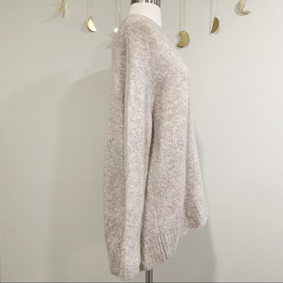 Zara Knit Sweater.Cream.Long Sleeves.Scoop Neck.L - Picture 5 of 7